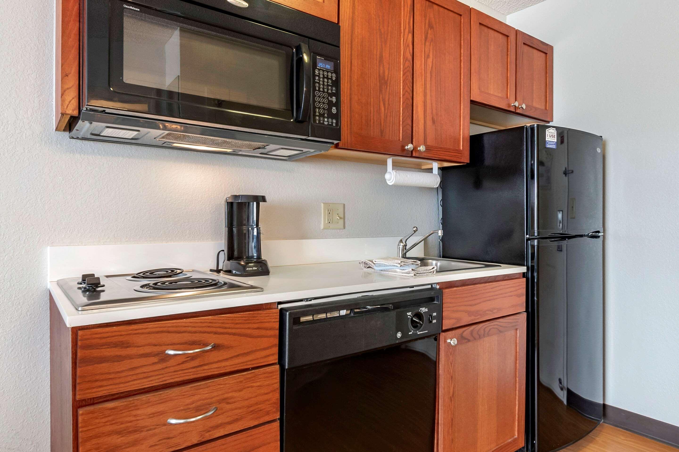 Mainstay Suites Емпорія Екстер'єр фото