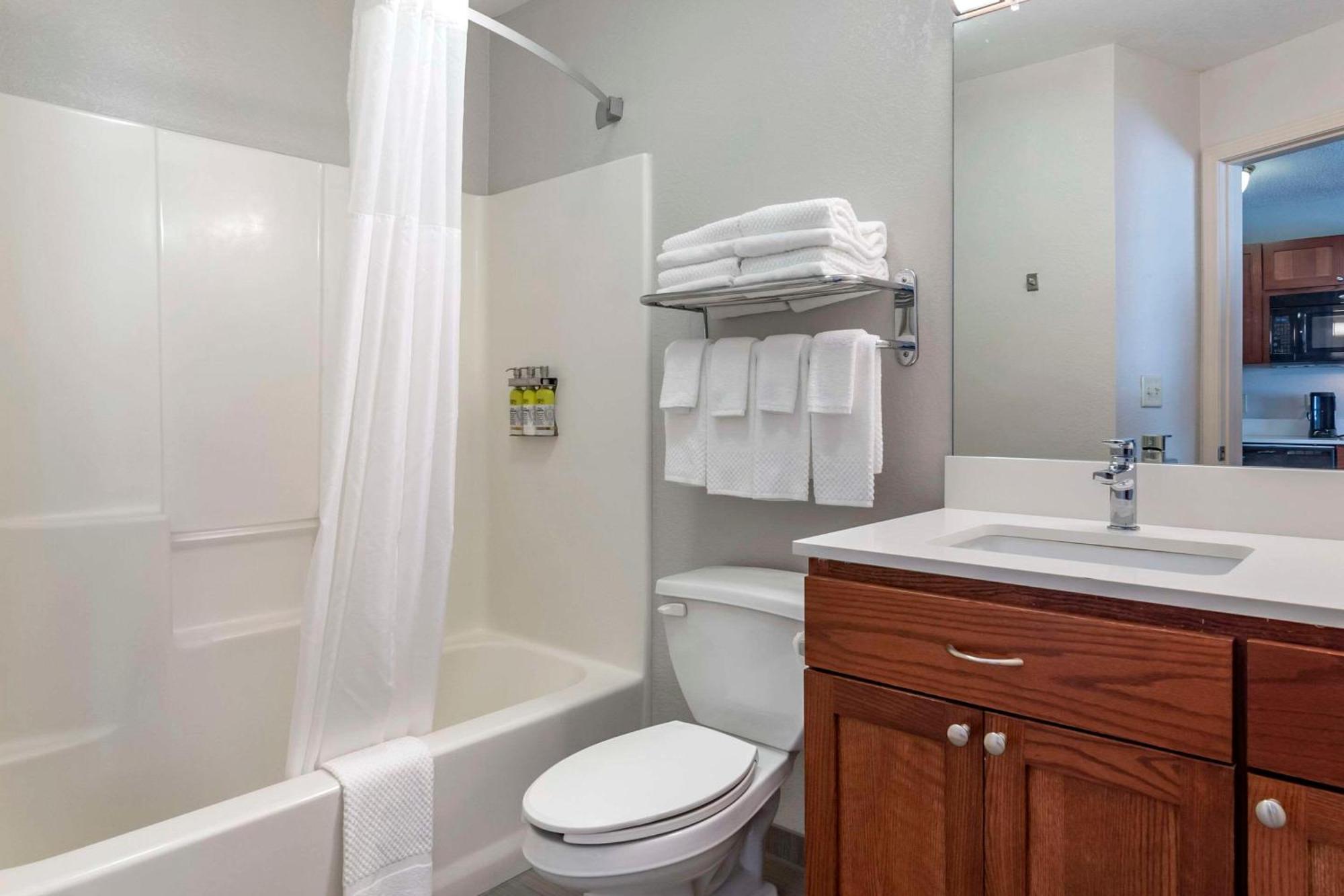 Mainstay Suites Емпорія Екстер'єр фото